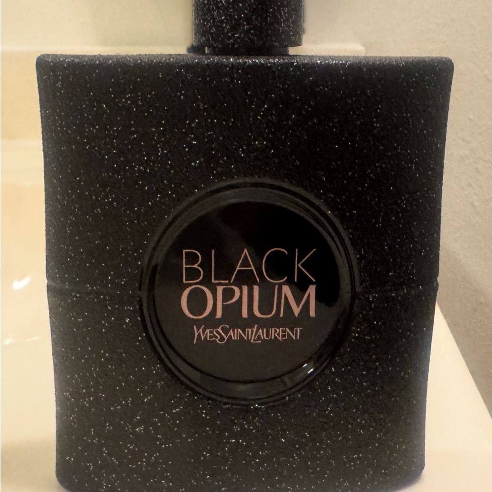 Yves Saint Laurent Black Opium Perfume